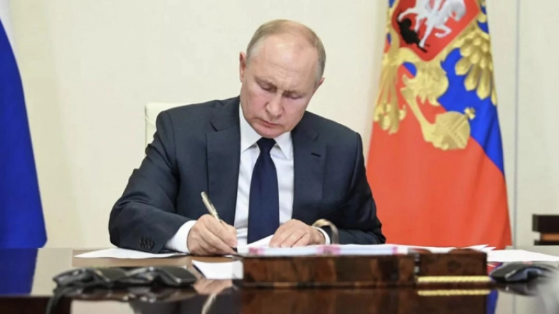 Russian President Vladimir Putin Signs Decree Increasing Maximum Sentence for Treason to Life in Jail